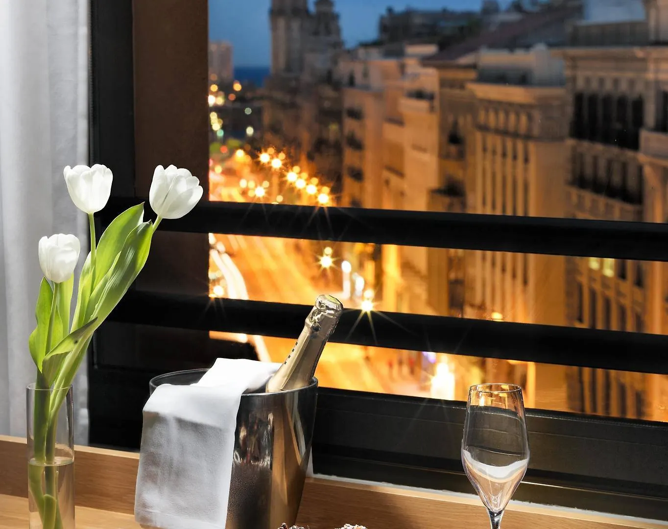 Boutique Hotel H10 Montcada Barcelona 4*,  España